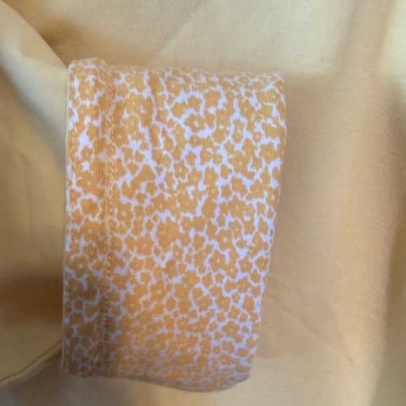 NorthStyle Sunny Yellow Tunic with Floral Patterned Cuffs and Hood Size XL - Picture 4 of 6